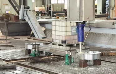 Kann eine groß angelegte CNC-Portalbearbeitung die Qualität kundenspezifisch gefertigter Teile für den Export verbessern? Tangshan Yuexin Machinery liefert die Antwort.